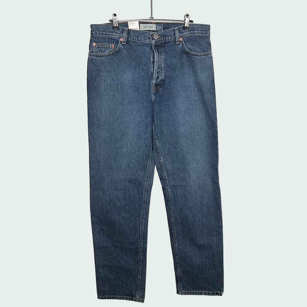 Gap Women's Low Rise Straight Jeans 14R Sandblast